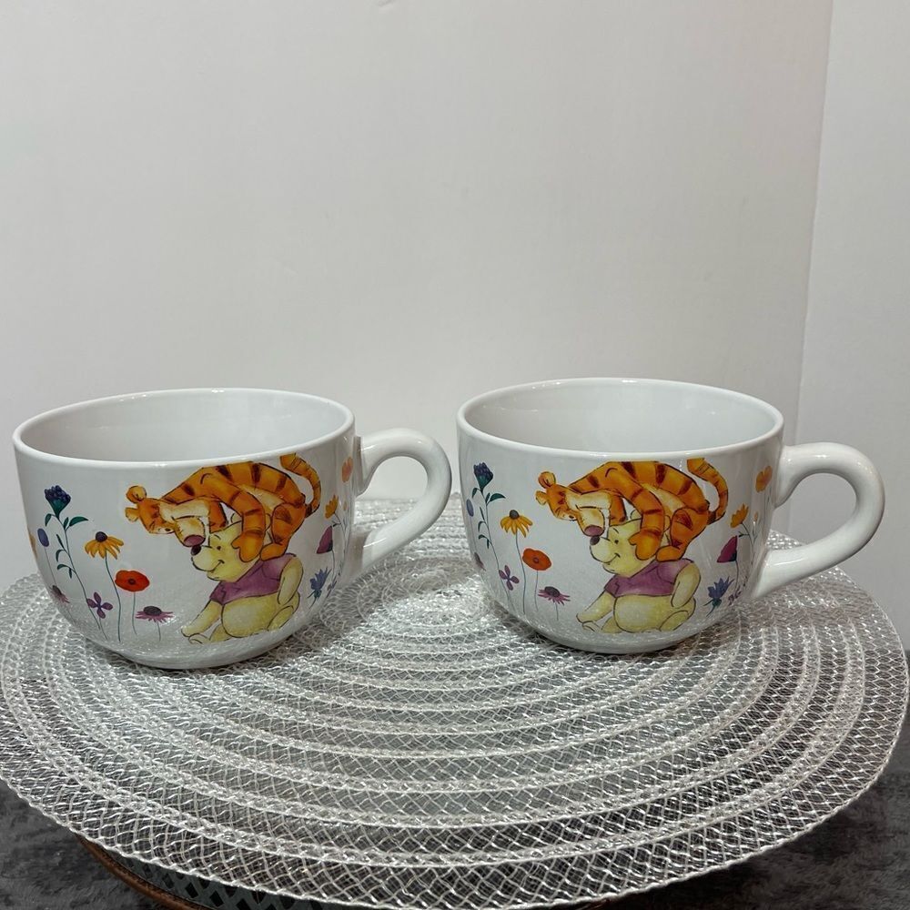 Disney Winnie the Pooh Among the Flowers Soup Mugs with handle set of 2 NWT